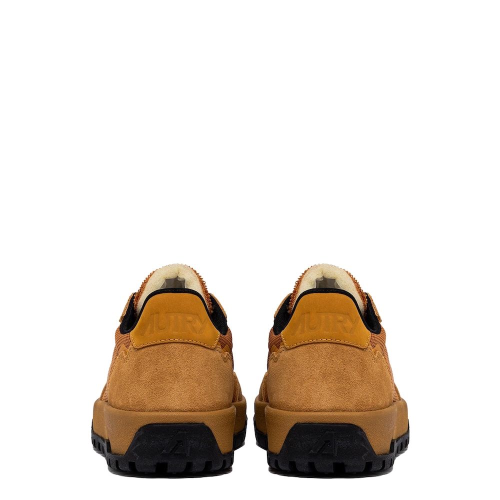 WILDPACE LOW WOMAN Women's Sneakers, Buckthorn