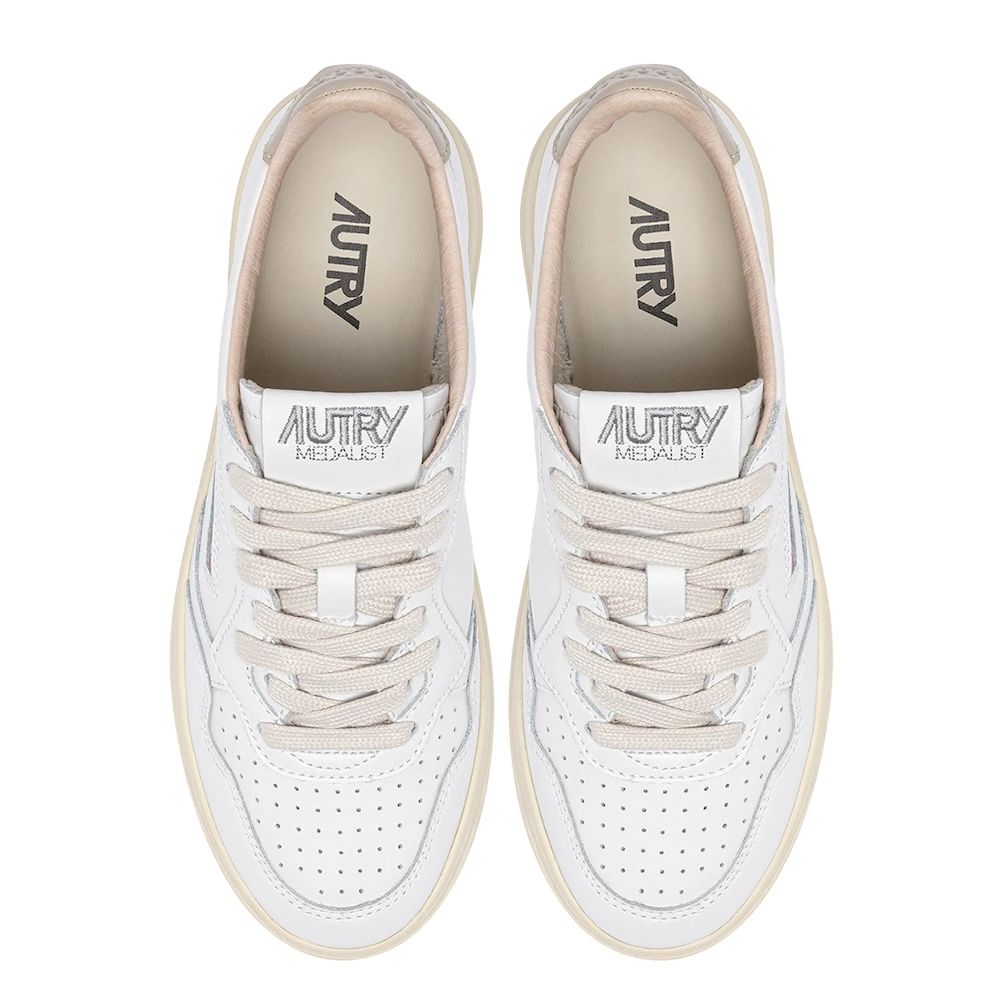 MEDALIST LOW WOMAN LEATHER/LEATHER Women's Sneakers, White/Tidfoam