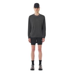 AuraLite™ Long Tee Longsleeve Tee, Pigment Black