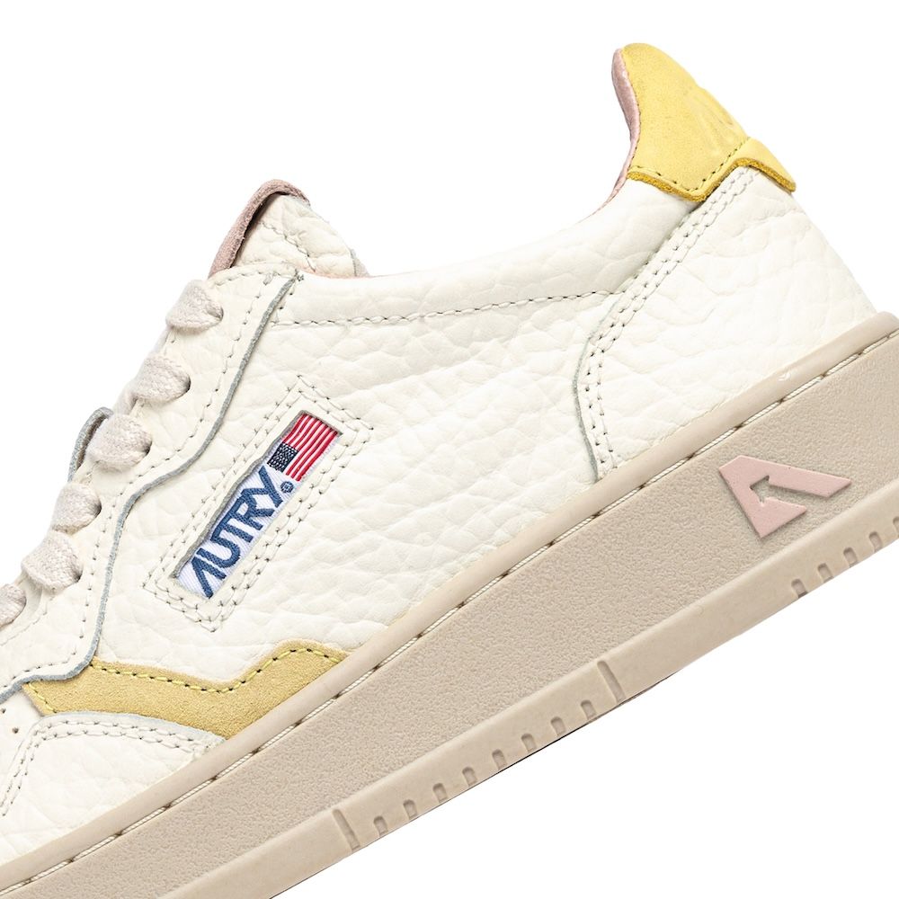 MEDALIST LOW WOMAN NBK/ELE/SUEDE Sneakers Donna, Lemon Meringue/Silk