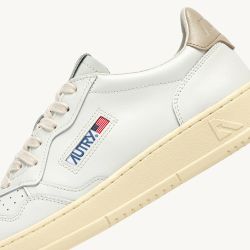 MEDALIST LOW MAN White/Feather Gray