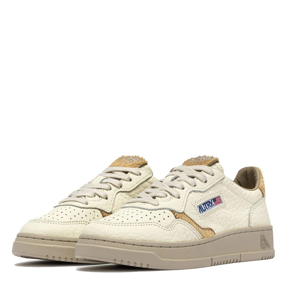MEDALIST LOW WOMAN ELE/PONY White/Sand