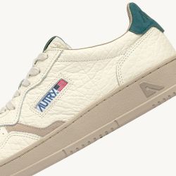 MEDALIST LOW MAN NBK/ELE/SUEDE Feather Gray/Dark Sea