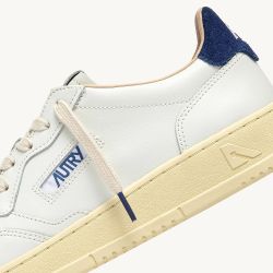 MEDALIST LOW MAN LEATHER/SUEDE LOGO White/Blue Depths