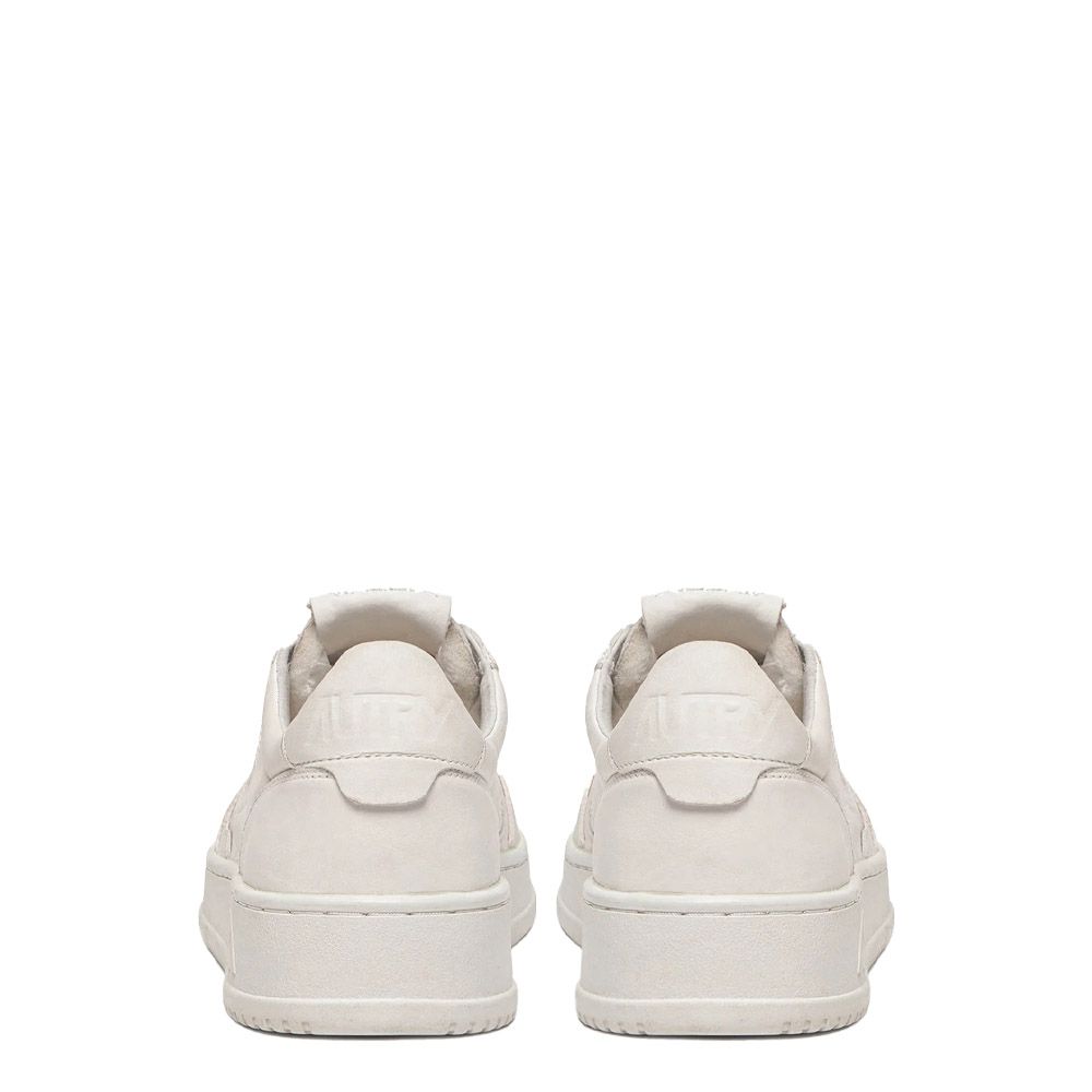 MEDALIST LOW MAN SOLID GOAT White